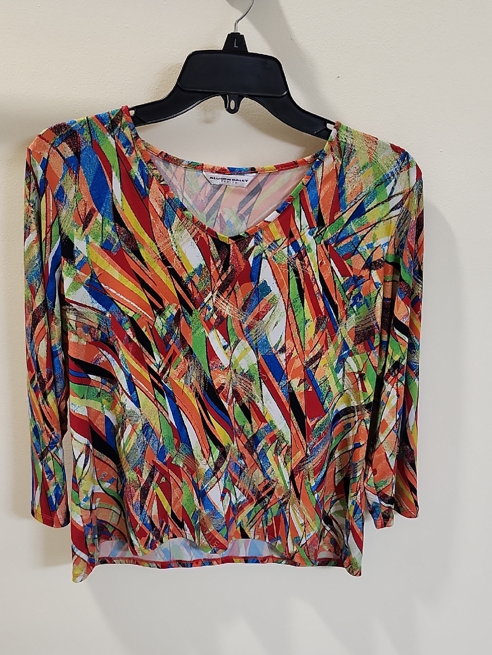 Alfred Dunner Multicolor Abstract V-Neck Long Sleeve Top